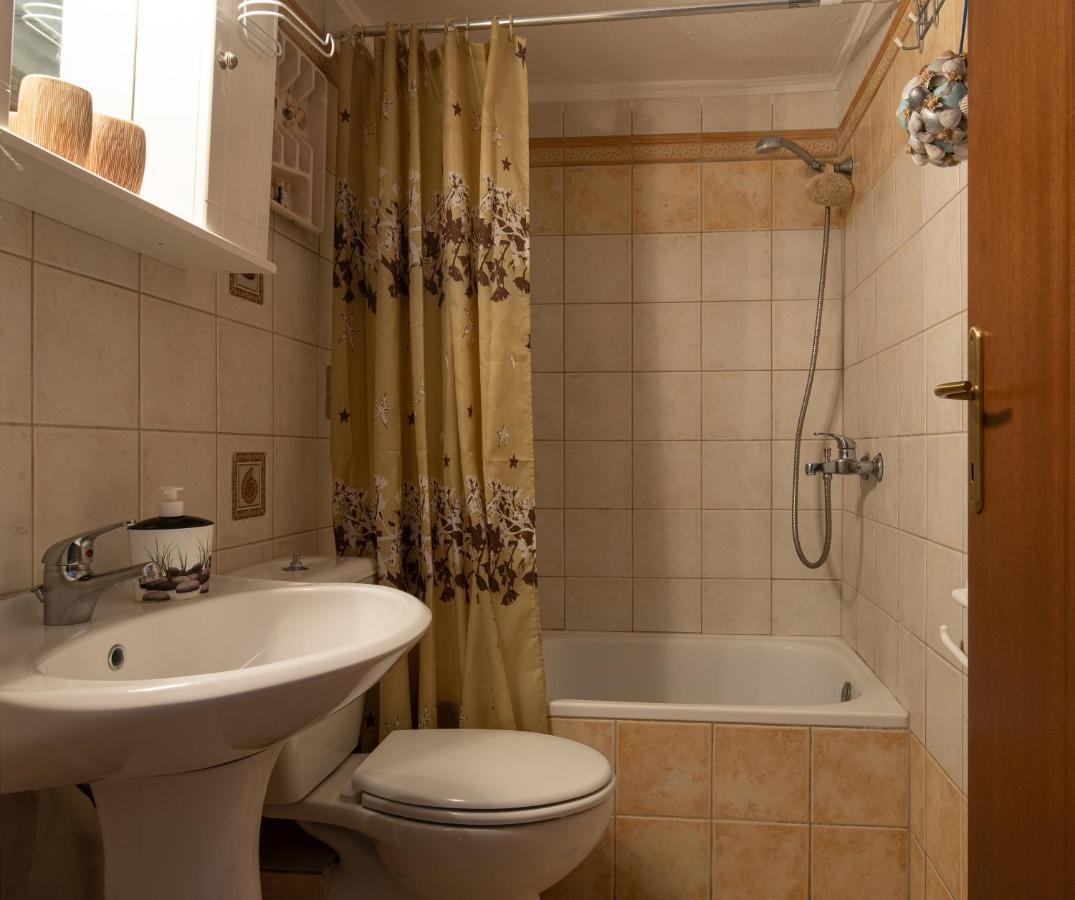 Antique Apartment Afytos Exteriér fotografie